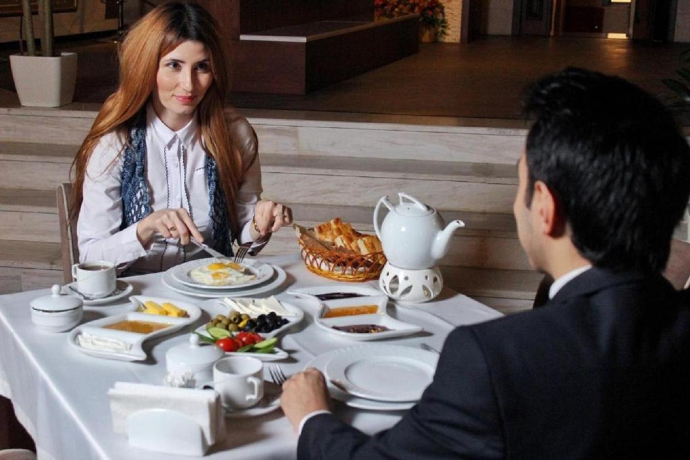 Manor Luxury Hotel Baky Esterno foto